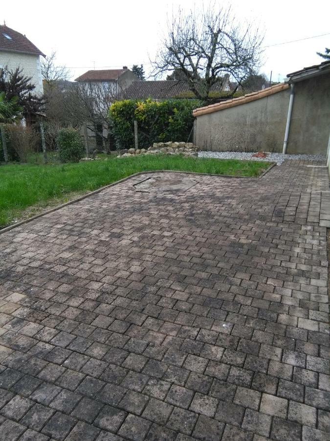 Comme Chez Vous Apartman Ruelle-sur-Touvre Kültér fotó